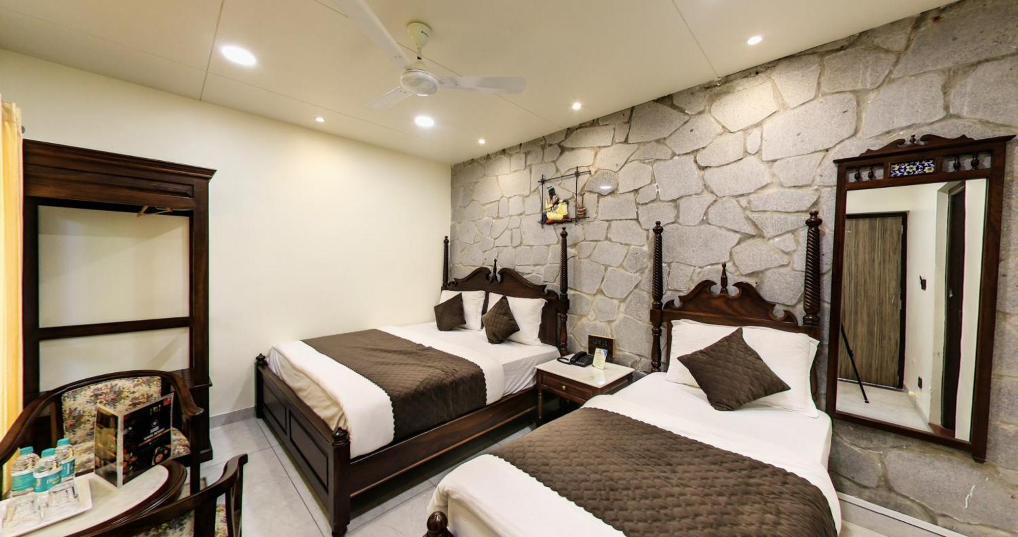 Hari Niwas - A Boutique Garden Resort Mount Abu Exterior photo